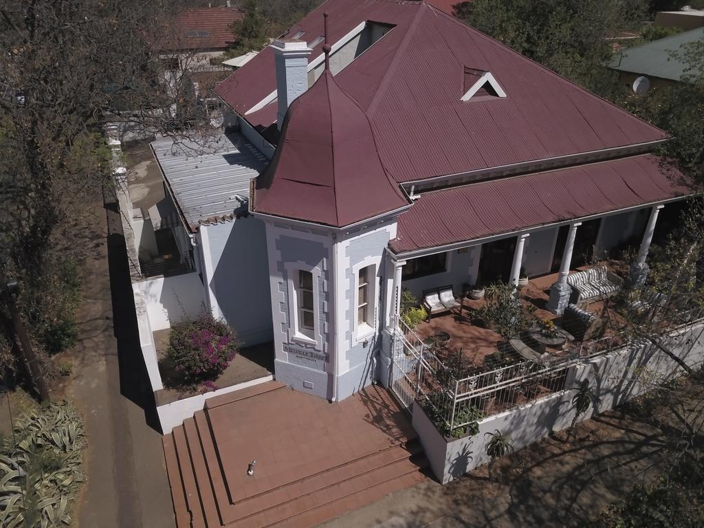 Melville Turret Guesthouse Johannesburg Exterior photo